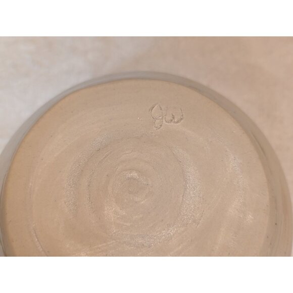 Handcrafted Studio Pottery Ceramic Bowl With Floral Design 5.5" Dia. Signed JW - Picture 5 of 8